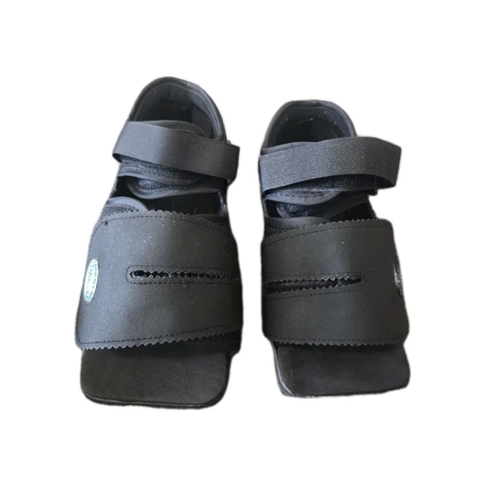 DARCO Post Op Surgical Shoe Size 7‎ Adjustable Medical Recovery Boot